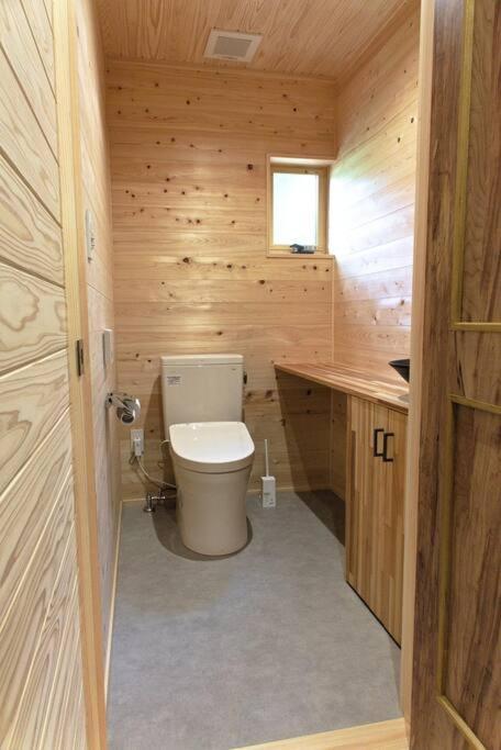 Hinoki No Ie - Cottage With Natural Hot Spring In A Cypress Bathtub Shika Exterior foto