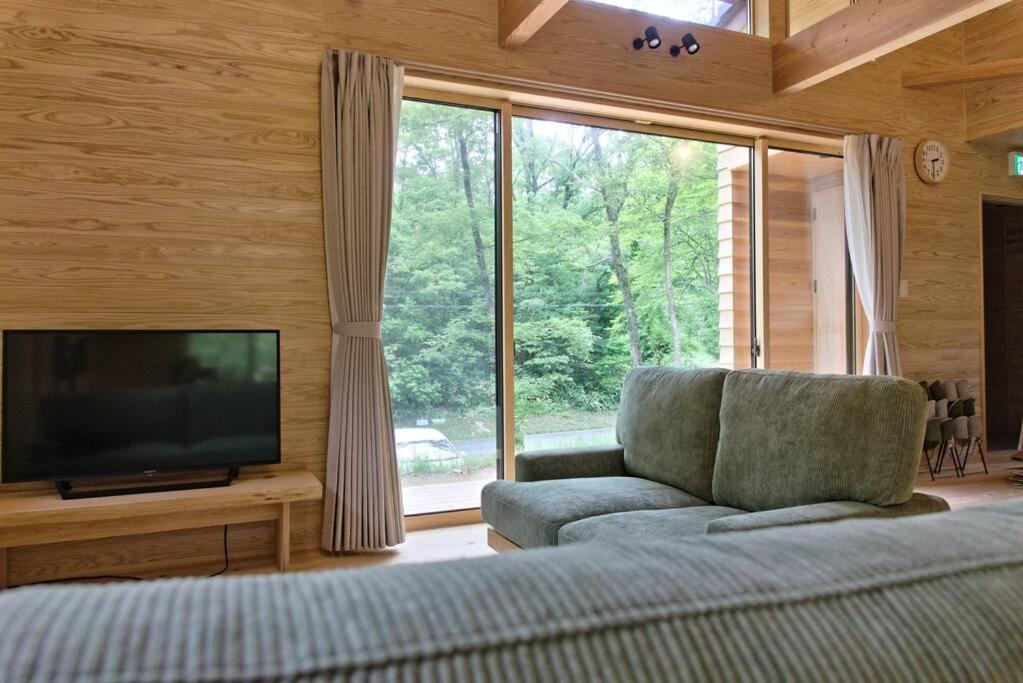 Hinoki No Ie - Cottage With Natural Hot Spring In A Cypress Bathtub Shika Exterior foto